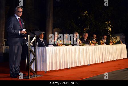 20131127 - MUMBAI, INDIA: Philip Heylen, Vice Sindaco di Anversa, consegna un discorso alla cerimonia di apertura della mostra capolavori fiamminghi di Anversa al Chhatrapati Shivaji Maharaj Vastu Shangrahalaya (ex Museo del Principe del Galles) a Mumbai, India, mercoledì 27 novembre 2013, Il terzo giorno di una missione economica della principessa belga Astrid in India. FOTO DI BELGA ERIC LALMAND Foto Stock