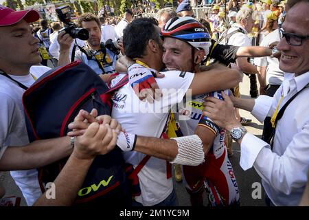 Lo spagnolo Joaquim Rodriguez del Team Katusha festeggia dopo la tappa 3 della 102nd edizione della gara ciclistica Tour de France, a 159,5 km da Anversa a Huy, lunedì 06 luglio 2015. Foto Stock