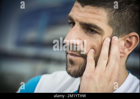 20150820 - GENT, BELGIO: Stefan Mitrovic, il nuovo giocatore di Gent, nella foto, durante una conferenza stampa della prima squadra di calcio belga KAA Gent, presenterà un nuovo giocatore, giovedì 20 agosto 2015, a Gent. FOTO DI BELGA JASPER JACOBS Foto Stock