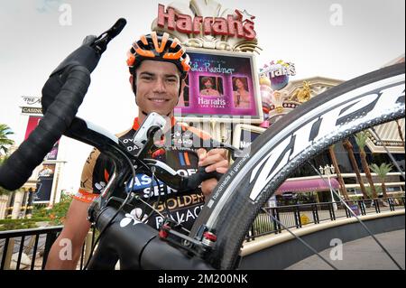 20150914 - LAS VEGAS, USA: Wout Van Aert belga raffigurato sulla Strip Boulevard prima di una sessione di allenamento in vista della prima tappa della Coppa del mondo di ciclocross UCI, lunedì 14 settembre 2015 a Las Vegas, Nevada, USA. FOTO DI BELGA DAVID STOCKMAN Foto Stock