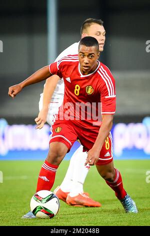 20151009 - LEUVEN, BELGIO: Youri Tielemans belgi ha ritratto in azione durante il terzo gioco di qualificazione per il Campionato europeo Under 21 2017, nel gruppo 1, tra Belgio e Malta, venerdì 09 ottobre 2015, a Leuven. BELGA FOTO LUC CLAESSEN Foto Stock