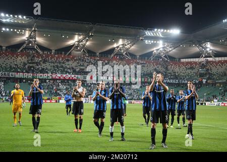 20151022 - VARSAVIA, POLONIA: I giocatori del Club sono stati raffigurati dopo una partita tra il Club Brugge, prima divisione belga, e la clib polacca Legia Warshau, a Varsavia, Polonia, giovedì 22 ottobre 2015. Foto Stock