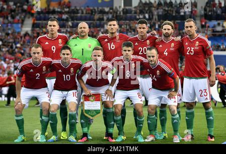 (Da Top L) 09 Adam Szalai, portiere dell'Ungheria Gabor Kiraly, Adam Pintér, Richárd Guzmics dell'Ungheria, Tamas Kadar dell'Ungheria, Roland Juhasz dell'Ungheria, Adam Lang, Zoltan Gera, Balazs Dzsudzsak, Adam Nagy e Gergo Lovrencsics in Ungheria si presentano davanti a una partita di calcio tra la nazionale belga Red Devils e l'Ungheria, nel round del 16 dei Campionati europei UEFA euro 2016, domenica 26 giugno 2016, a Tolosa, Francia. Il torneo Euro2016 si svolge dal 10 giugno al 10 luglio. FOTO DI BELGA DIRK WAEM Foto Stock