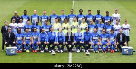 I giocatori di Genk nella foto della stagione 2016-2017 della squadra di calcio belga KRC Genk, lunedì 11 luglio 2016 a Genk. Foto Stock