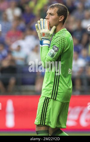 Davy Roef, portiere di Anderlecht, è stato raffigurato durante la partita della Jupiler Pro League tra RSC Anderlecht e Sporting Charleroi, ad Anderlecht, a Bruxelles, domenica 28 agosto 2016, il sesto giorno del campionato di calcio belga. FOTO DI BELGA LAURIE DIEFFEMBACQ Foto Stock