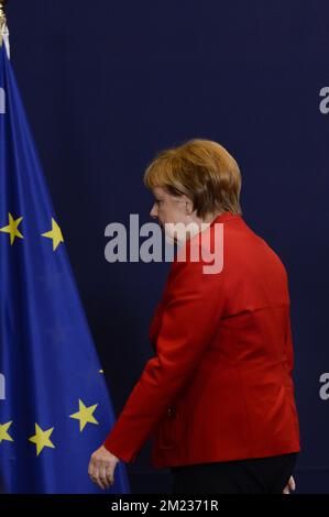 Il primo ministro britannico Theresa May e il presidente del Parlamento europeo Martin Schulz hanno fatto una foto al momento della foto di famiglia il primo giorno di un vertice dell'Unione europea, giovedì 20 ottobre 2016, presso la sede centrale dell'Unione europea a Bruxelles. I leader europei discuteranno della risposta¿øs UE alla migrazione, della Russia in Siria e del trattato CETA. BELGA FOTO PISCINA MELANIE WENGER Foto Stock