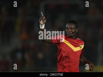 Salomon Nirisarike di Tubize festeggia dopo aver segnato durante la partita di Proximus League del D1B tra AFC Tubize e Lierse, a Tubize, venerdì 21 ottobre 2016, il giorno 11 del campionato di calcio belga, divisione 1B. FOTO DI BELGA JOHN THYS Foto Stock