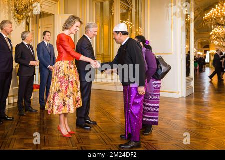 Paw Lwin Sein, ambasciatore del Myanmar nella foto durante un ricevimento di Capodanno organizzato dalla Famiglia reale per i capi delle missioni diplomatiche in Belgio, presso il Palazzo reale di Bruxelles, giovedì 12 gennaio 2017. FOTO DI BELGA JAMES ARTHUR GEKIERE Foto Stock