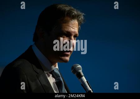 Brasilia, Brasile. 13th Dec, 2022. DF - Brasilia - 12/13/2022 - BRASILIA, FERNANDO HADDAD COLLECTIVE - il futuro Ministro delle Finanze, Fernando Haddad, nel corso di una conferenza stampa tenutasi martedì 13th dicembre. Foto: Mateus Bonomi/AGIF/Sipa USA Credit: Sipa USA/Alamy Live News Foto Stock