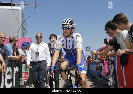 Il belga asciuga i Devenys dei piani Quick-Step raffigurati durante l'undicesima tappa del giro 2017 in bicicletta, 161km da Firenze a bagno di Romagna, Italia, mercoledì 17 maggio 2017. FOTO DI BELGA YUZURU SUNADA Foto Stock