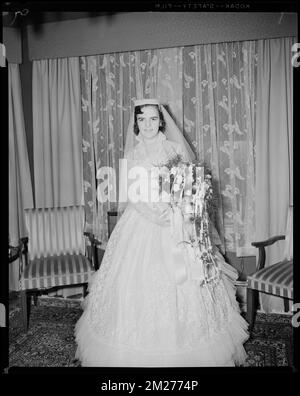 Baker, Elaine D. Matthews , Brides, Weddings. Collezione Leon Abdalian Foto Stock