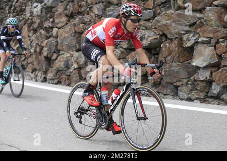 Il belga Maxime Monfort di Lotto Soudal passa la sedicesima tappa del giro 2017 in bicicletta, a 222 km da Rovetta a Bormio, Italia, martedì 23 maggio 2017. FOTO DI BELGA YUZURU SUNADA Foto Stock