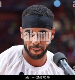 Milano, Italia. 11th Dec, 2022. Italia, Milano, 11 2022 dicembre: Brandon Davies (Armani Milano centro) mvp del gioco durante la partita di basket EA7 Emporio Armani Milano vs Unahhotels Reggio Emilia, LBA 2022-2023 day10 al Mediolanum Forum (Credit Image: © Fabrizio Bertani/Pacific Press via ZUMA Press Wire) Foto Stock