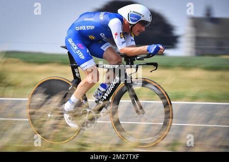 Il belga asciuga Devenys dei piani Quick-Step raffigurati in azione durante la corsa individuale a cronometro maschile dei campionati belgi, a Chimay, giovedì 22 giugno 2017. FOTO DI BELGA DAVID STOCKMAN Foto Stock