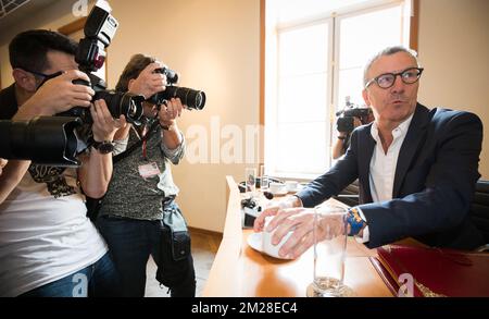 Yvan Mayeur ha illustrato nel corso di una sessione della commissione parlamentare d'inchiesta della Regione di Bruxelles sul Samusocial, a Bruxelles, mercoledì 19 luglio 2017. BELGA FOTO BENOIT DOPPAGNE Foto Stock