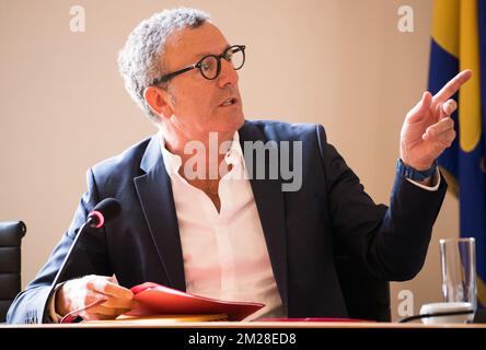 Yvan Mayeur ha illustrato nel corso di una sessione della commissione parlamentare d'inchiesta della Regione di Bruxelles sul Samusocial, a Bruxelles, mercoledì 19 luglio 2017. BELGA FOTO BENOIT DOPPAGNE Foto Stock