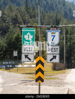 Indicazioni per lo svincolo autostradale a Hope, British Columbia, Canada Foto Stock