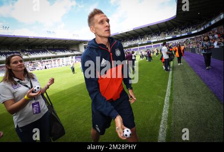 Lukasz Teodorczyk di Anderlecht, nella foto del fan day della squadra di calcio RSC Anderlecht, domenica 30 luglio 2017 ad Anderlecht, Bruxelles. BELGA PHOTO VIRGINIE LEFOUR Foto Stock