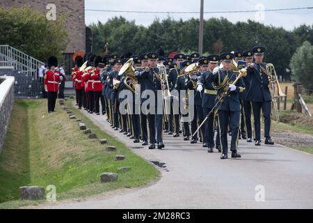 L'immagine mostra le commemorazioni al Tyne Cot Commonwealth War Graves Cemetery parte della commemorazione per il centario di Passchendaele, la terza battaglia di Ypres il 30th e 31st luglio 2017, lunedì 31 luglio 2017. BELGA FOTO KURT DESPLENTER Foto Stock