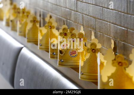 L'immagine mostra l'apertura di un ramo della catena di ristoranti fast food Burger King ad Auderghem - Oudergem, Bruxelles, martedì 12 settembre 2017. FOTO DI BELGA NICOLAS MAETERLINCK Foto Stock