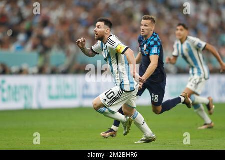 Al Daayen, Qatar. 13th Dec, 2022. Lionel messi (ARG) Calcio : Coppa del mondo FIFA Qatar 2022 Semifinale tra Argentina 3-0 Croazia al Lusail Stadium di al Daayen, Qatar . Credit: Mutsu Kawamori/AFLO/Alamy Live News Foto Stock