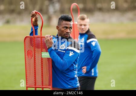 Emmanuel Bonaventure Dennis del Club, nella foto del quarto giorno del campo di allenamento invernale della squadra di calcio belga di prima divisione Club Brugge, a San Roque, Spagna, domenica 07 gennaio 2018. FOTO DI BELGA BRUNO FAHY Foto Stock