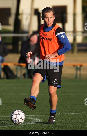 Ruud Vormer del Club è stato raffigurato in azione durante il quinto giorno del campo di allenamento invernale della squadra di calcio belga di prima divisione Club Brugge, a San Roque, Spagna, lunedì 08 gennaio 2018. FOTO DI BELGA BRUNO FAHY Foto Stock