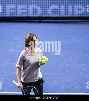 Belgium Assistant coach Laurence Courtois nella foto durante una pratica di allenamento della squadra belga in vista dell'incontro di questo fine settimana della Fed Cup World Group Round 1 tra Francia e Belgio a la Roche-sur-Yon, Francia, venerdì 09 febbraio 2018. FOTO DI BELGA LAURIE DIEFFEMBACQ Foto Stock