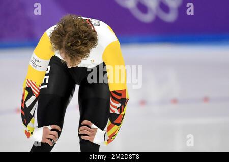 Il pattinatore belga Mathias Voste ha mostrato le sue foto durante le finali del torneo maschile di pattinaggio di velocità 1000m ai XXIII Giochi Olimpici invernali di venerdì 23 febbraio 2018 a Pyeongchang, Corea del Sud. Le Olimpiadi invernali si terranno dal 9 febbraio al 25 febbraio nella contea di Pyeongchang, Corea del Sud. FOTO DI BELGA DIRK WAEM Foto Stock