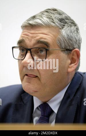 Il Ministro della Difesa e del Servizio pubblico Steven Vandeput è stato raffigurato nel corso di una sessione della commissione della Camera della Difesa al parlamento federale, a Bruxelles, martedì 20 marzo 2018. FOTO DI BELGA ERIC LALMAND Foto Stock