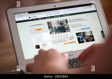 L'immagine mostra il sito web della banca online ABN AMRO Belgio in olandese, lunedì 09 aprile 2018 a Charleroi. BELGA PHOTO VIRGINIE LEFOUR Foto Stock