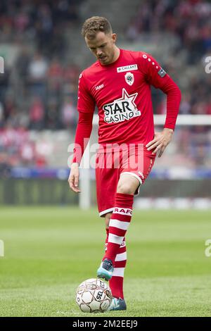 Geoffry Hairemans di Anversa, nella foto, durante la partita della Jupiler Pro League tra la Royal Antwerp e la Beerschot-Wilrijk, ad Anversa, domenica 15 aprile 2018, il terzo giorno del Play-off 2B del campionato di calcio belga. BELGA FOTO KRISTOF VAN ACCOM Foto Stock