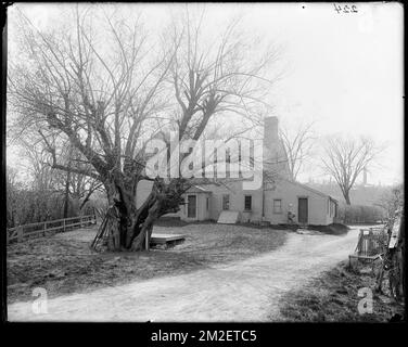 Danvers, 431 Maple Street, General Israel Putnam House , Case, ufficiali militari, Putnam, Israele, 1718-1790. Frank Cousins Collezione di negativi in lastra di vetro Foto Stock