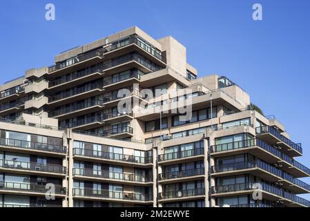 Appartamenti / appartamenti / condominio di lusso moderno nella località balneare di Knokke-Heist lungo la costa del Mare del Nord, Fiandre Occidentali, Belgio | Appartements luxueux à Knokke-Heist, Belgique 18/04/2018 Foto Stock