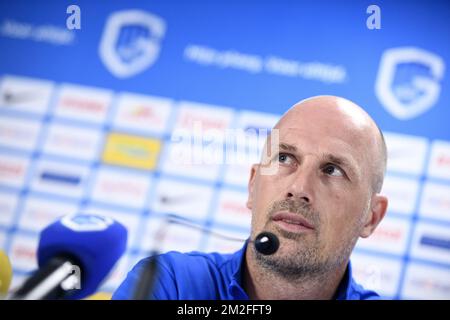 Philippe Clement, allenatore capo di Genk, ha illustrato nel corso di una conferenza stampa della prima squadra di calcio belga KRC Genk, giovedì 24 maggio 2018 a Genk. FOTO DI BELGA YORICK JANSENS Foto Stock