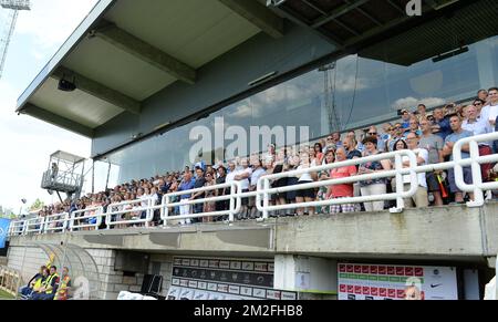 I tifosi hanno mostrato davanti a una partita di calcio tra RC Genk Ladies e Standard de Liege, la finale di coppa femminile a Eupen, sabato 26 maggio 2018. FOTO DI BELGA DAVID CATRY Foto Stock