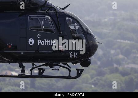 Re Philippe - Filip del Belgio pilota un elicottero durante la celebrazione del 25th° anniversario della sede di supporto aereo della polizia federale, a Melsbroek, martedì 26 giugno 2018. FOTO DI BELGA THIERRY ROGE Foto Stock