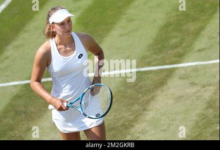 Belga Elise Mertens (WTA 15) nella foto di una partita di tennis contro lo slovacco Dominika Cibulkova (WTA 33), nel terzo turno delle donne single al torneo di tennis Grand slam di Wimbledon del 2018 presso l'All England Tennis Club, nel sud-ovest di Londra, in Gran Bretagna, sabato 07 luglio 2018. BELGA PHOTO VIRGINIE LEFOUR Foto Stock