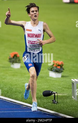 Norvegia Jakob Ingebrigtsen festeggia la vittoria finale della gara maschile 5000m ai Campionati europei di Atletica, a Berlino, in Germania, venerdì 10 agosto 2018. I campionati europei di atletica si tengono a Berlino dal 07 al 12 agosto. FOTO DI BELGA JASPER JACOBS Foto Stock