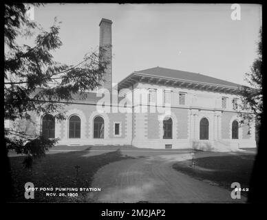 Reparto di distribuzione, Northern High Service Spot Pumping Station, front, Stoneham, Mass., 28 novembre, 1900 , opere d'acqua, stazioni di pompaggio, costruzione completata Foto Stock