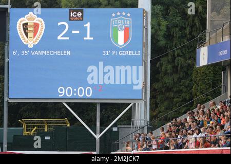 L'immagine mostra il tabellone dopo una partita di calcio tra la nazionale belga The Red Flames e l'Italia, martedì 04 settembre 2018, a Leuven, l'ottava e l'ultima partita di qualificazione per la Coppa del mondo femminile 2019. FOTO DI BELGA DAVID CATRY Foto Stock