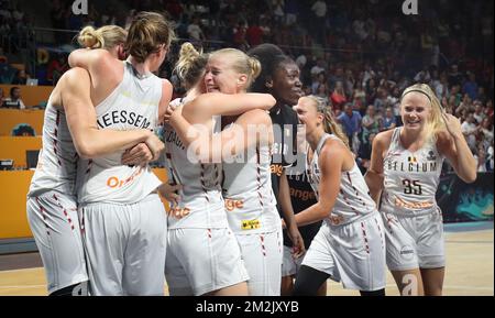 Belgian Cats festeggia dopo aver vinto una partita di basket tra la nazionale belga Cats e la Spagna, martedì 25 settembre 2018 a Tenerife, Spagna, il terzo e ultimo gioco della fase di gruppo della Coppa del mondo di Donne, nel Gruppo C. BELGA FOTO VIRGINIE LEFOUR Foto Stock