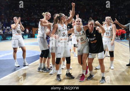 Belgian Cats festeggia dopo aver vinto una partita di basket tra la nazionale belga Cats e la Spagna, martedì 25 settembre 2018 a Tenerife, Spagna, il terzo e ultimo gioco della fase di gruppo della Coppa del mondo di Donne, nel Gruppo C. BELGA FOTO VIRGINIE LEFOUR Foto Stock