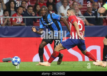 Club's Clinton Mata and Atletico's 'Koke' Jorge Resurreccion Merodio fight for the ball during the match between Belgian soccer team Club Brugge KV and Atletico Madrid, in group A on day two the UEFA Champions League, in Mardid, Spain, Wednesday 03 October 2018. BELGA PHOTO BRUNO FAHY Foto Stock