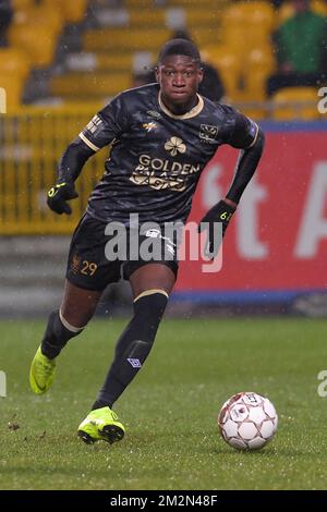 STVV's Elton Acolatse pictured in action during the soccer match between Sporting Lokeren and STVV Sint-Truidense Voetbalvereniging, Saturday 15 December 2018 in Lokeren, on the 19th day of the 'Jupiler Pro League' Belgian soccer championship season 2018-2019. BELGA PHOTO LUC CLAESSEN Stock Photo