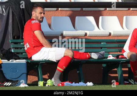 La Standard's Orlando SA viene ferita durante una partita di calcio amichevole tra la squadra di calcio belga di prima divisione Standard de Liege e la squadra tedesca 1. FSV Mainz 05, nella quinta giornata di allenamento invernale di Standard a Marbella, Spagna, martedì 08 gennaio 2019. BELGA PHOTO VIRGINIE LEFOUR Foto Stock