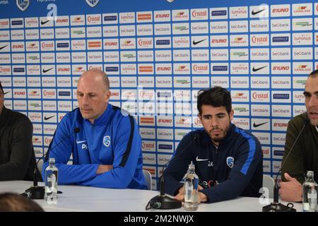 Il capo allenatore di Genk Philippe Clement e Alejandro Pozuelo di Genk hanno illustrato in una conferenza stampa per la proroga del contratto di Pozuelo a Genk, mercoledì 16 gennaio 2019. FOTO DI BELGA JORIS VLIEGEN Foto Stock