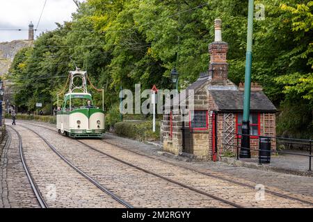 Blackpool Corporation Tram No. 236, National Tramway Museum, Crich, Matlock, Derbyshire, Inghilterra. Foto Stock