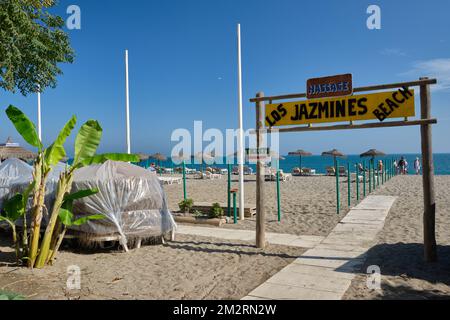 Spiaggia di Los Jazmines. Torremolinos, provincia di Málaga, Spagna. Foto Stock