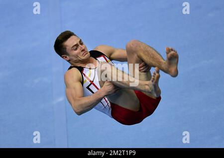 Ginnastica belga Jimmy Verbaeys raffigurata in azione durante le qualifiche ai Campionati europei di ginnastica artistica a Szczecin, Polonia, mercoledì 10 aprile 2019. La CE si svolge dal 10 al 14 aprile. FOTO DI BELGA ERIC LALMAND Foto Stock